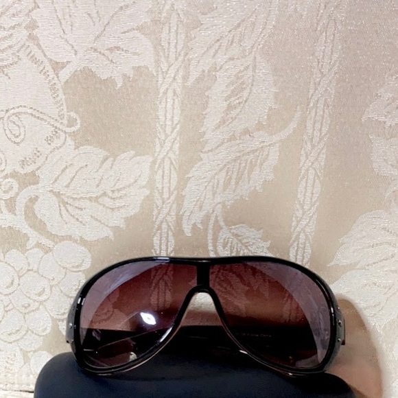 NWOT D&D OVERSIZED SUNGLASSES - Picture 12 of 13